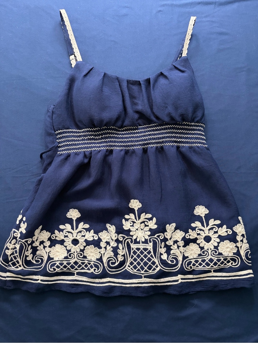 HeartSoul Vintage Y2K Navy w/White Embroidered Babydoll Tank Sz S